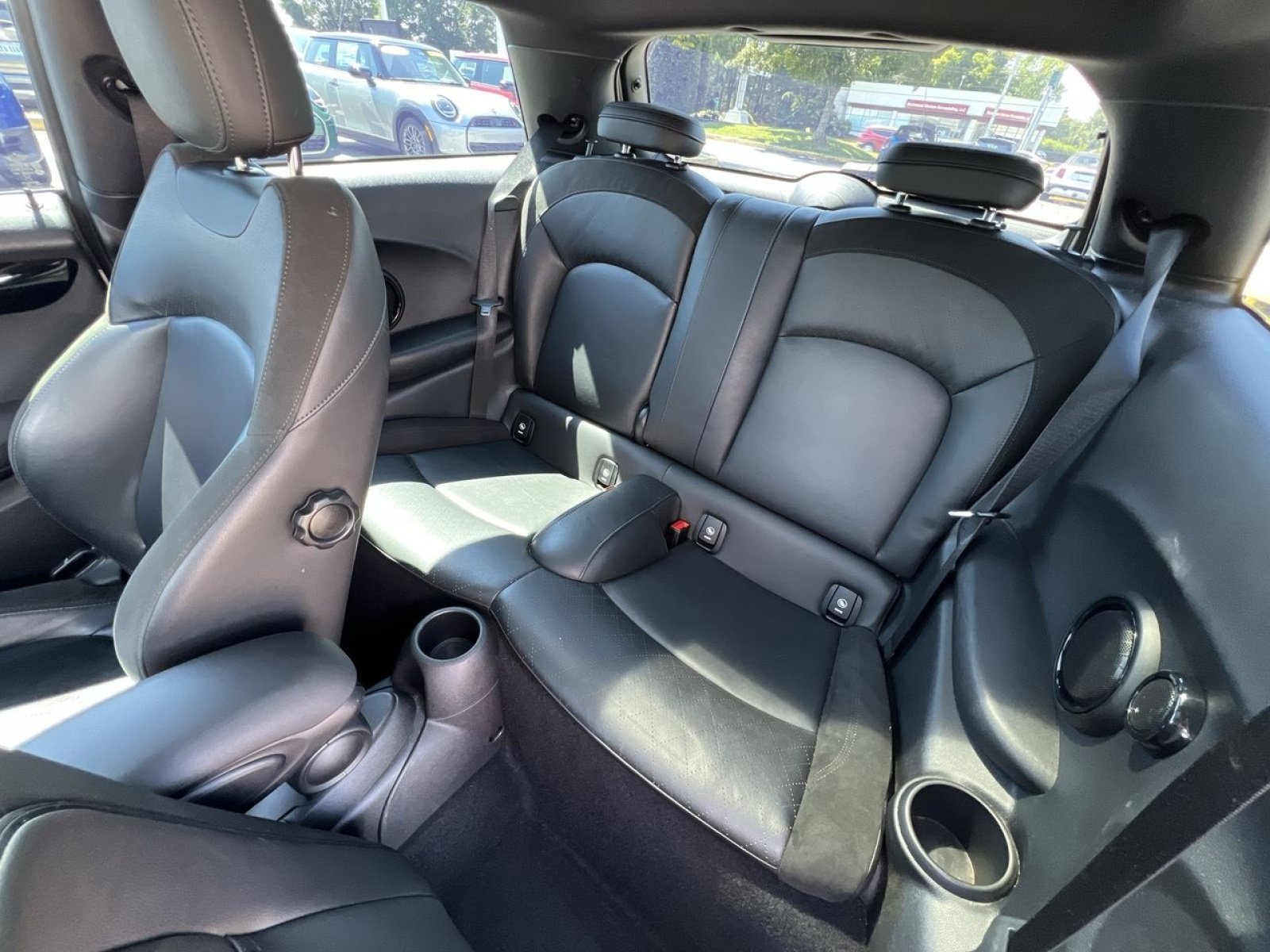 Used 2019 MINI Cooper S w/ Driver Assistance Package FWD image 22