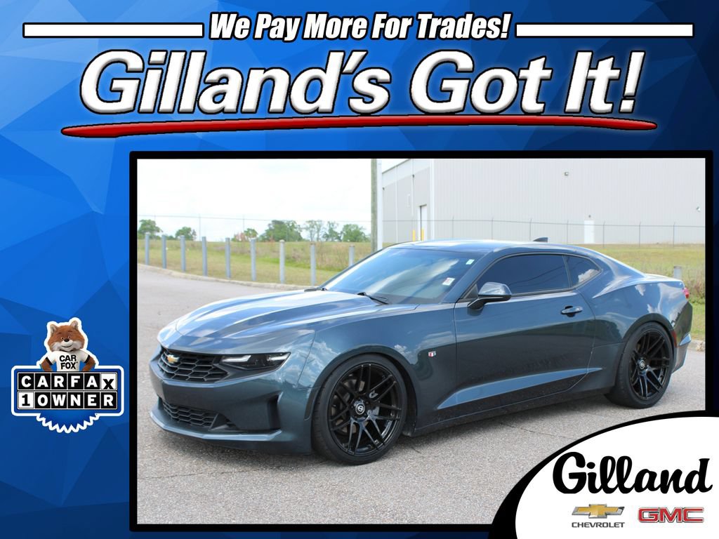 Used 2021 Chevrolet Camaro LT RWD image 1