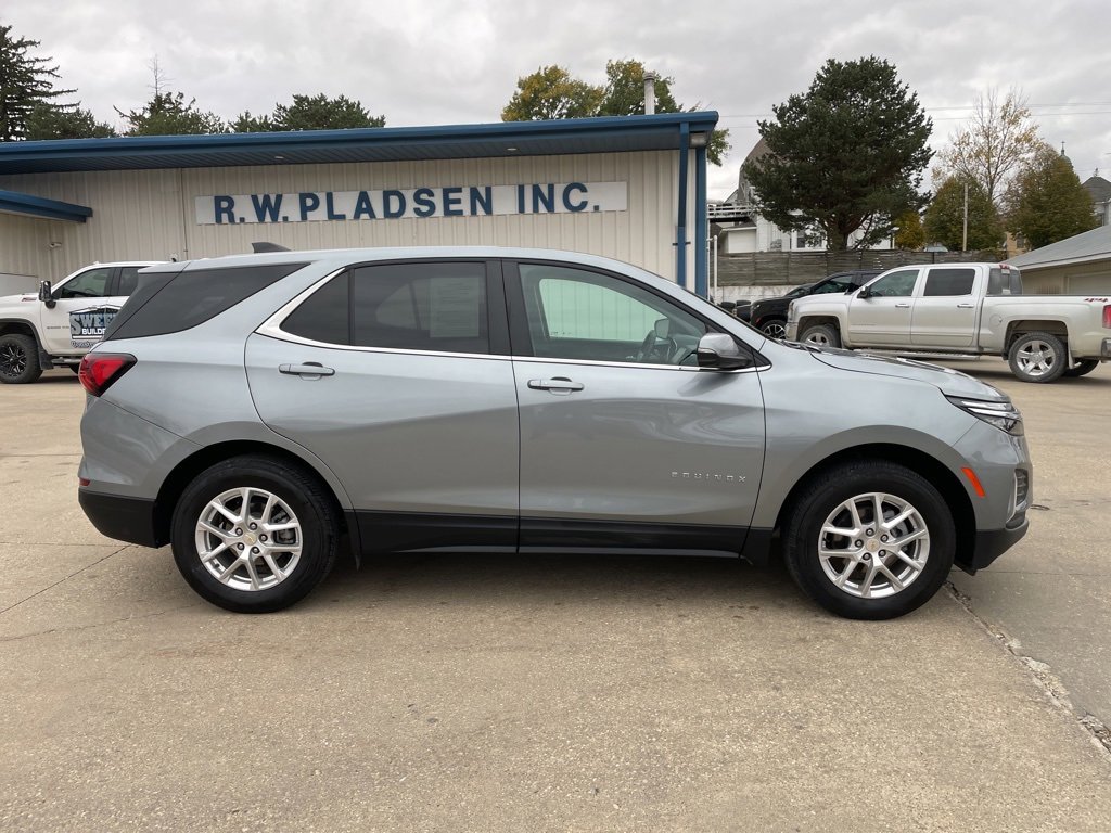 Used 2024 Chevrolet Equinox LT image 17