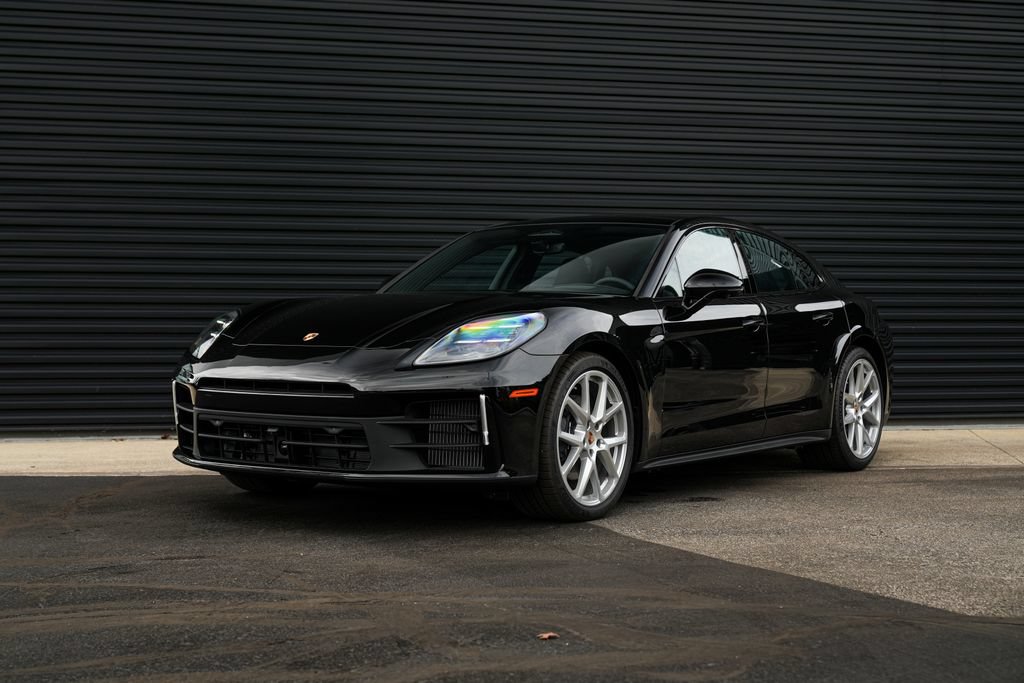New 2026 Porsche Panamera 4 AWD/4WD image 1