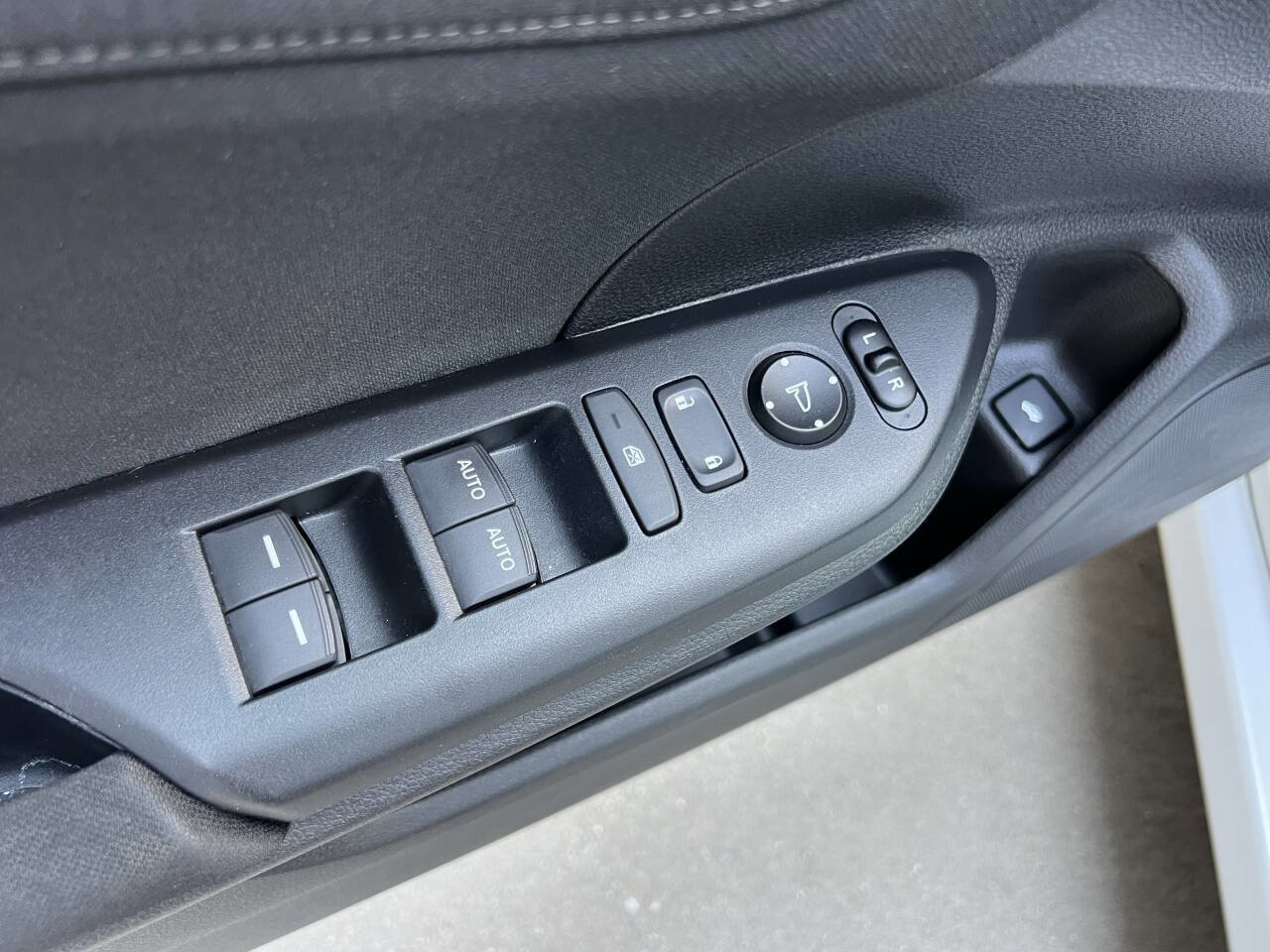 Used 2017 Honda Civic EX-T image 16