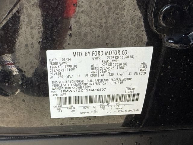 Used 2025 Ford Explorer ST RWD image 37