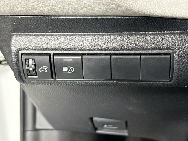 Used 2023 Toyota Corolla LE FWD image 21
