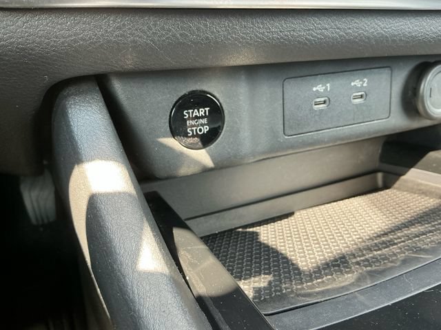 Used 2024 Nissan Rogue S AWD/4WD image 22