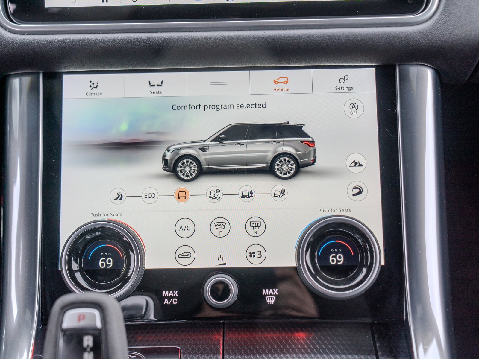 Used 2021 Land Rover Range Rover Sport HST image 24