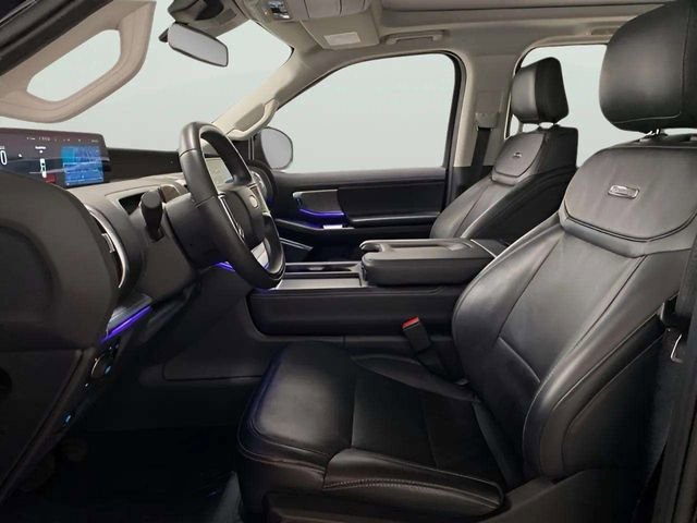 Used 2025 Ford Expedition Platinum AWD/4WD image 20