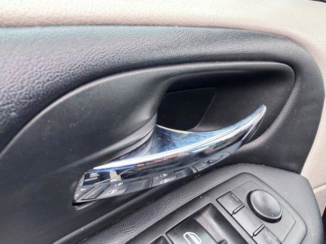 Used 2016 Dodge Grand Caravan SXT FWD image 7
