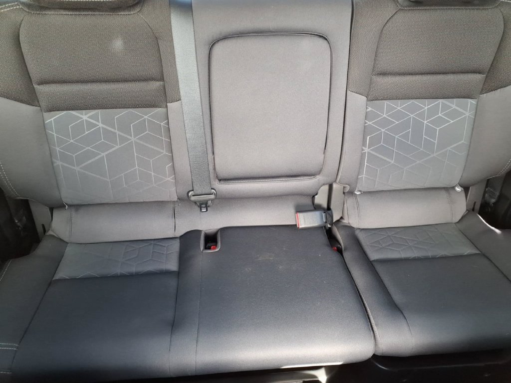 Used 2025 Nissan Frontier SV RWD image 17
