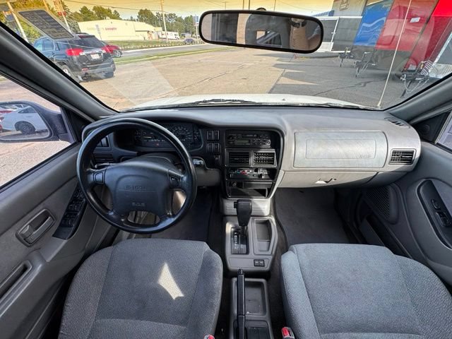 Used 1997 Isuzu Rodeo S RWD image 16