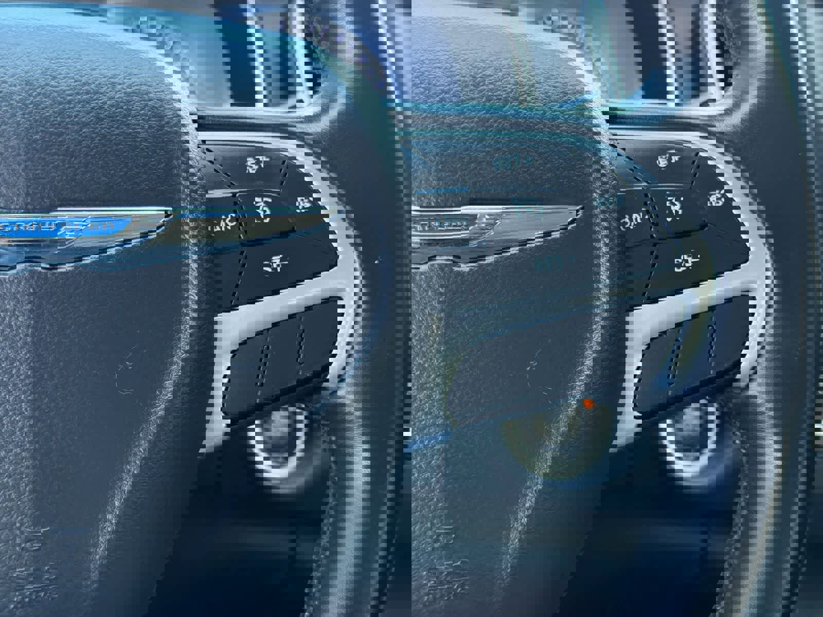 Used 2016 Chrysler 200 Limited w/ Anniversary Edition image 26