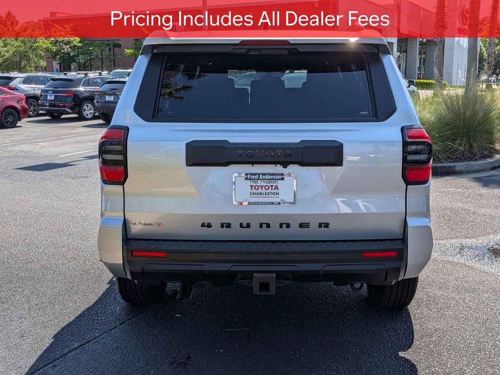 Certified 2025 Toyota 4Runner SR5 AWD/4WD image 6