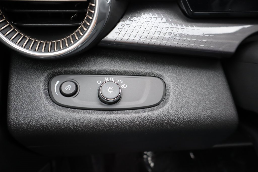 New 2026 Chevrolet Trax ACTIV image 14