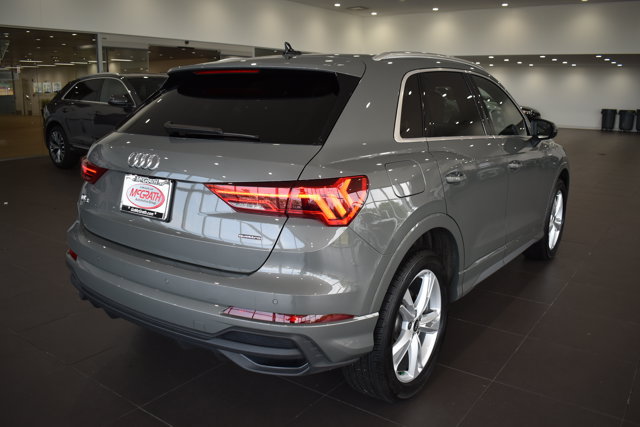 Used 2024 Audi Q3 2.0T Premium Plus w/ Premium Plus Package AWD/4WD image 7