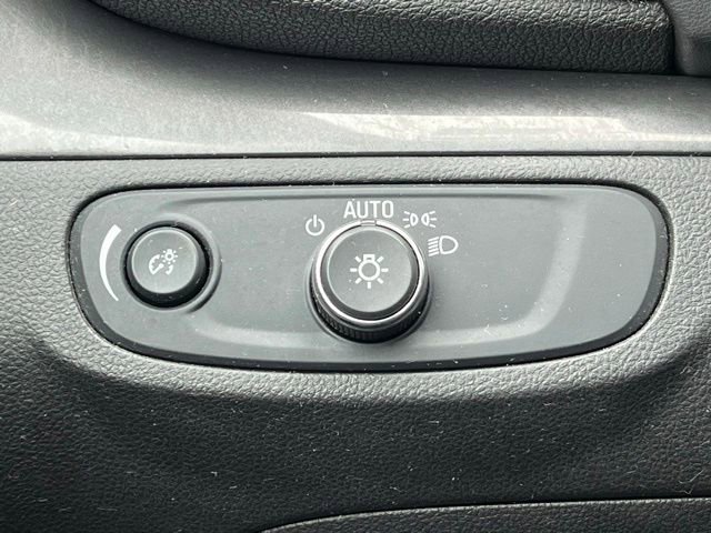 Used 2017 Buick Encore Preferred image 32