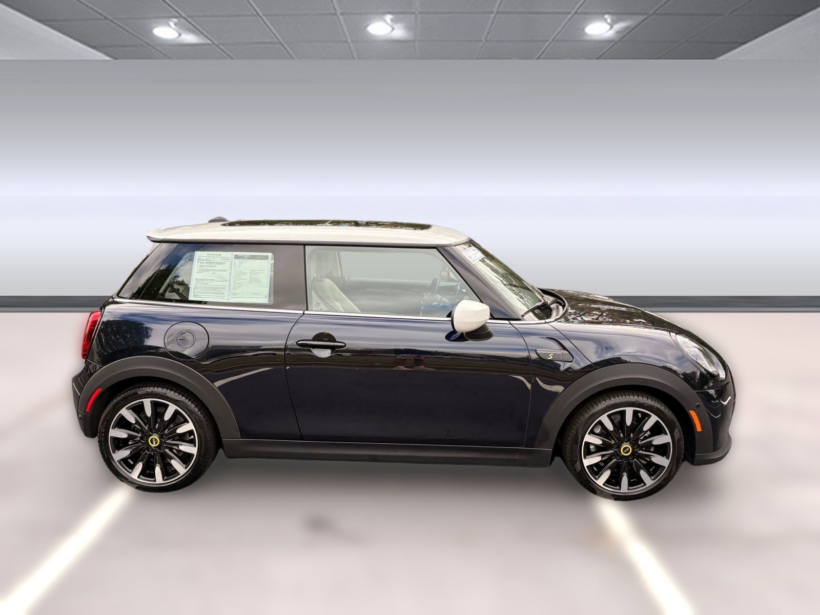 Used 2024 MINI Cooper SE image 8