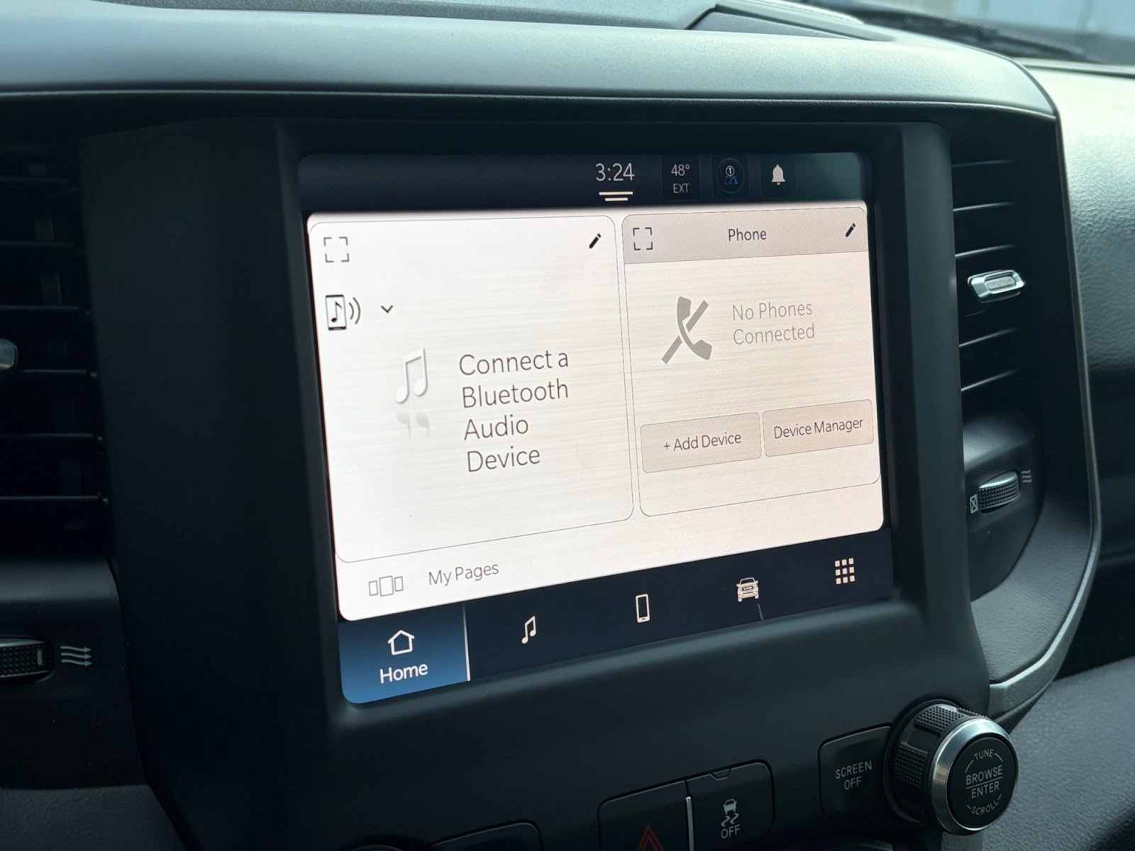 Used 2024 RAM 3500 Tradesman w/ Chrome Appearance Group image 20