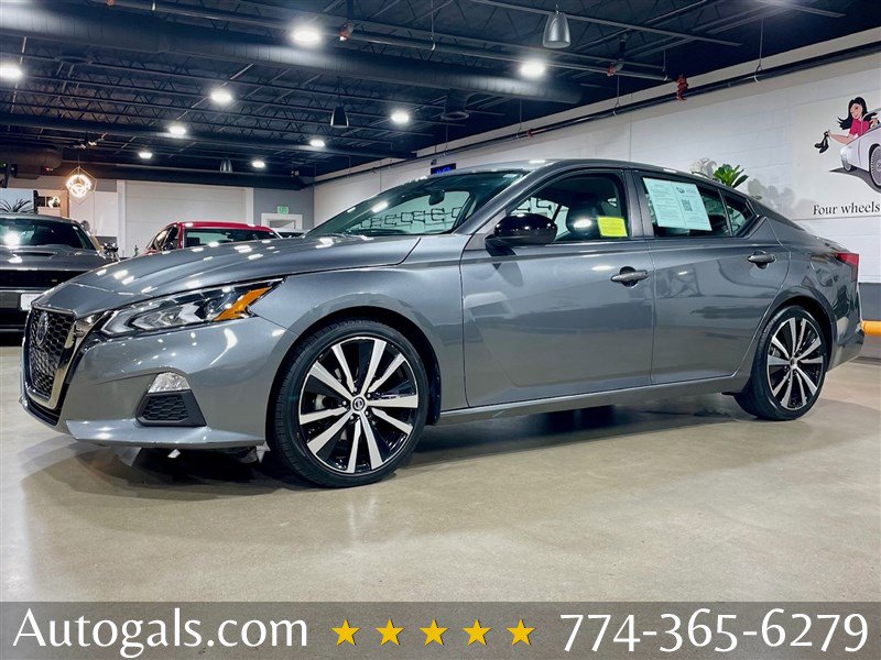 Used 2022 Nissan Altima 2.5 SR image 1