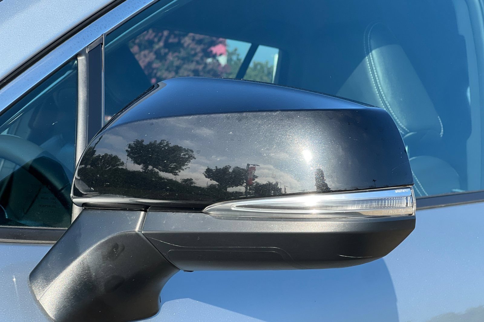 Certified 2025 Toyota Corolla Cross XLE FWD image 49