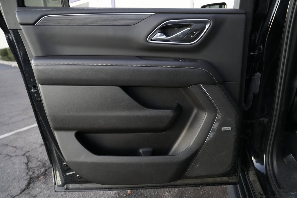 Used 2021 GMC Yukon XL SLT w/ SLT Luxury Plus Package image 32