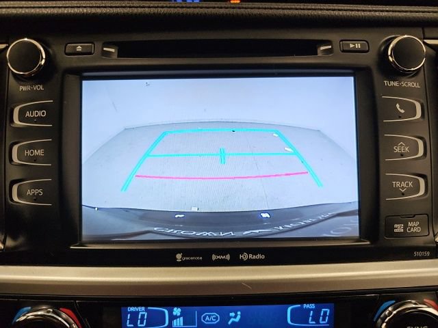 Used 2016 Toyota Highlander XLE AWD/4WD image 25