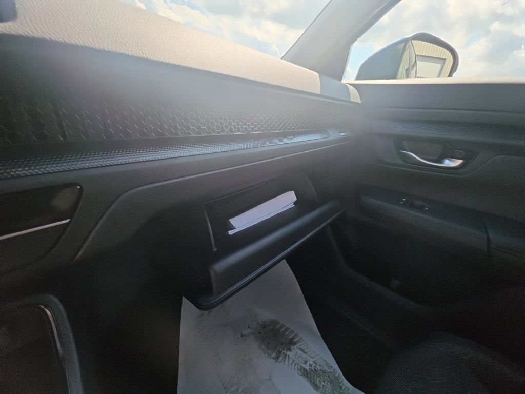 Used 2025 Honda CR-V LX image 21