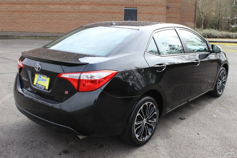 Used 2015 Toyota Corolla S Premium FWD image 4