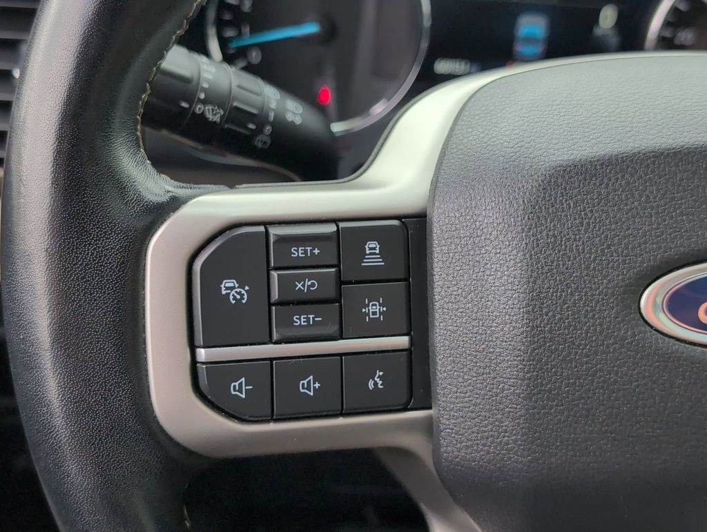 Used 2023 Ford Expedition Limited AWD/4WD image 10