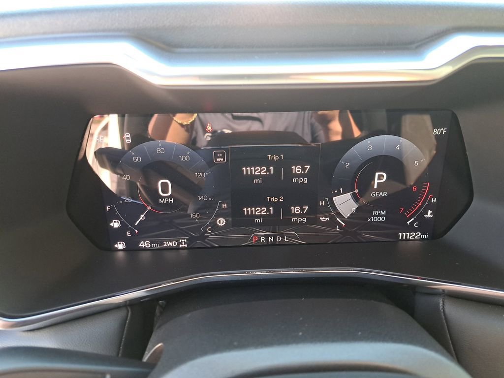 Used 2025 GMC Canyon Elevation image 20