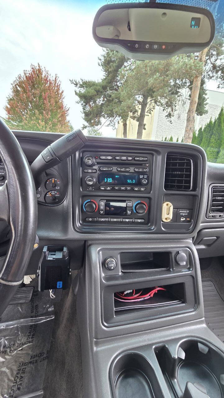 Used 2006 Chevrolet Silverado 3500 LT w/ Heavy-Duty Power Package RWD image 14