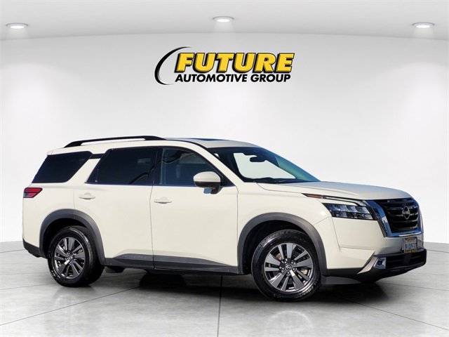 Used 2024 Nissan Pathfinder SV w/ SV Premium Package