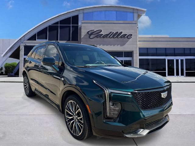 Certified 2024 Cadillac XT4 Sport FWD image 3
