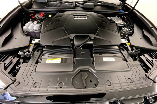 Certified 2025 Audi Q8 Premium Plus image 10