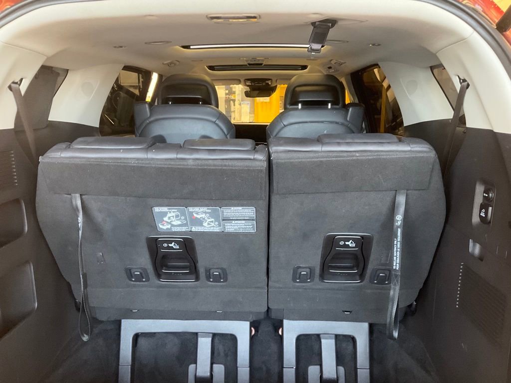 Used 2023 Kia Carnival SX Prestige image 40