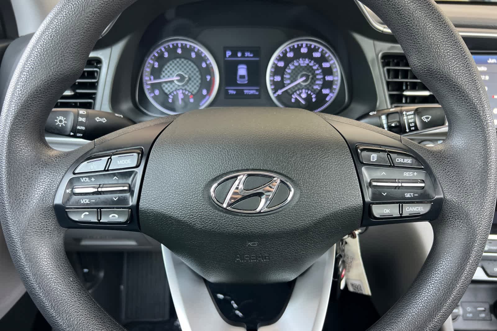Used 2020 Hyundai Elantra SEL FWD image 22