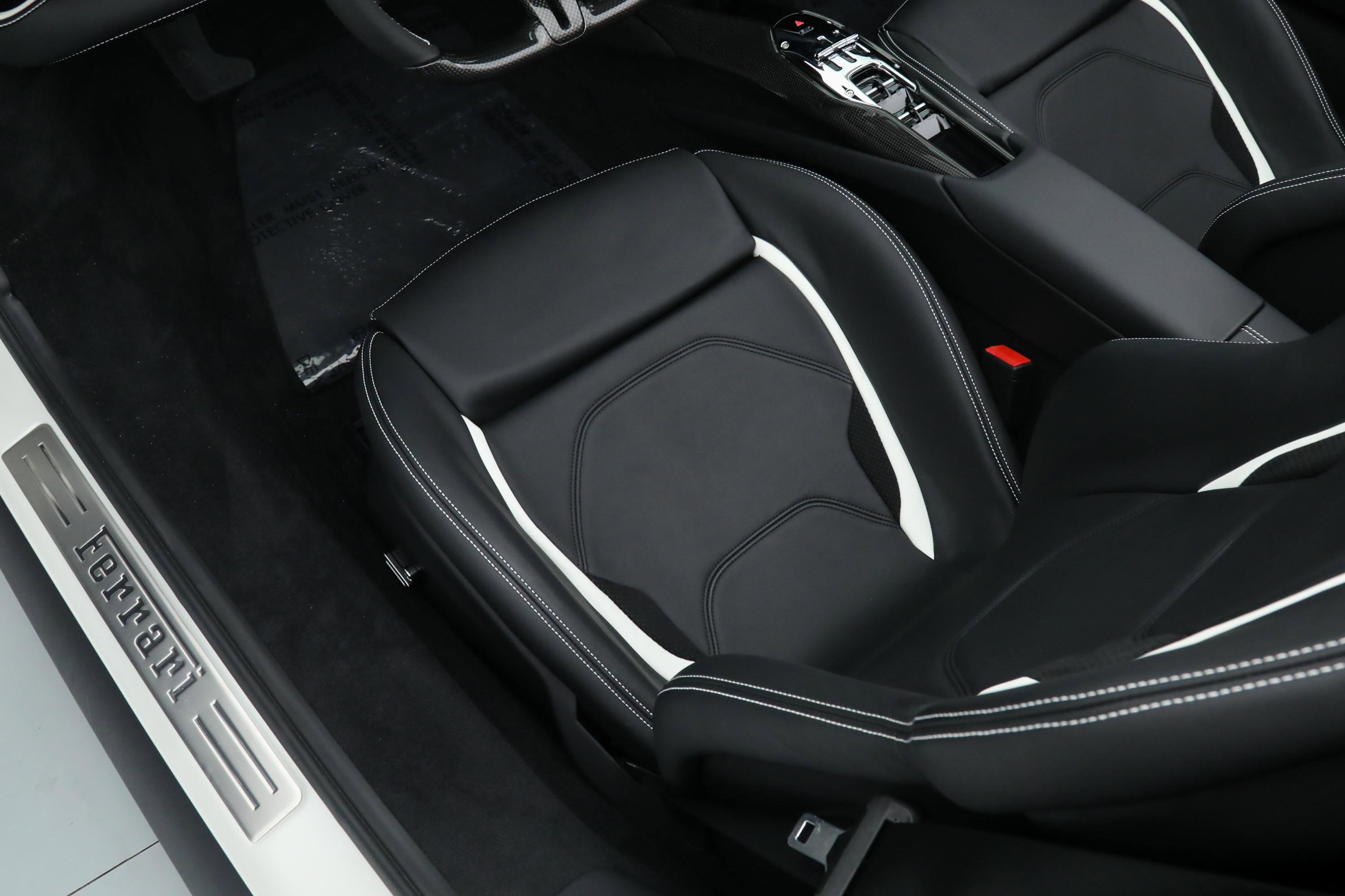 Certified 2025 Ferrari 296 GTS RWD image 45