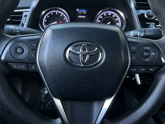 Used 2018 Toyota Camry L image 19