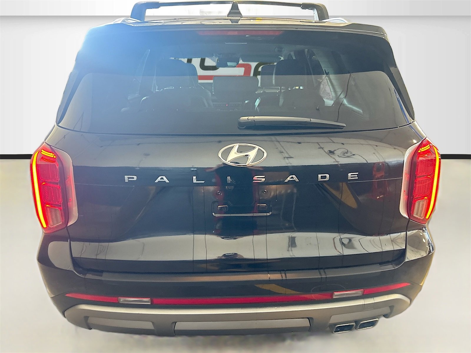 Used 2023 Hyundai Palisade SEL image 6