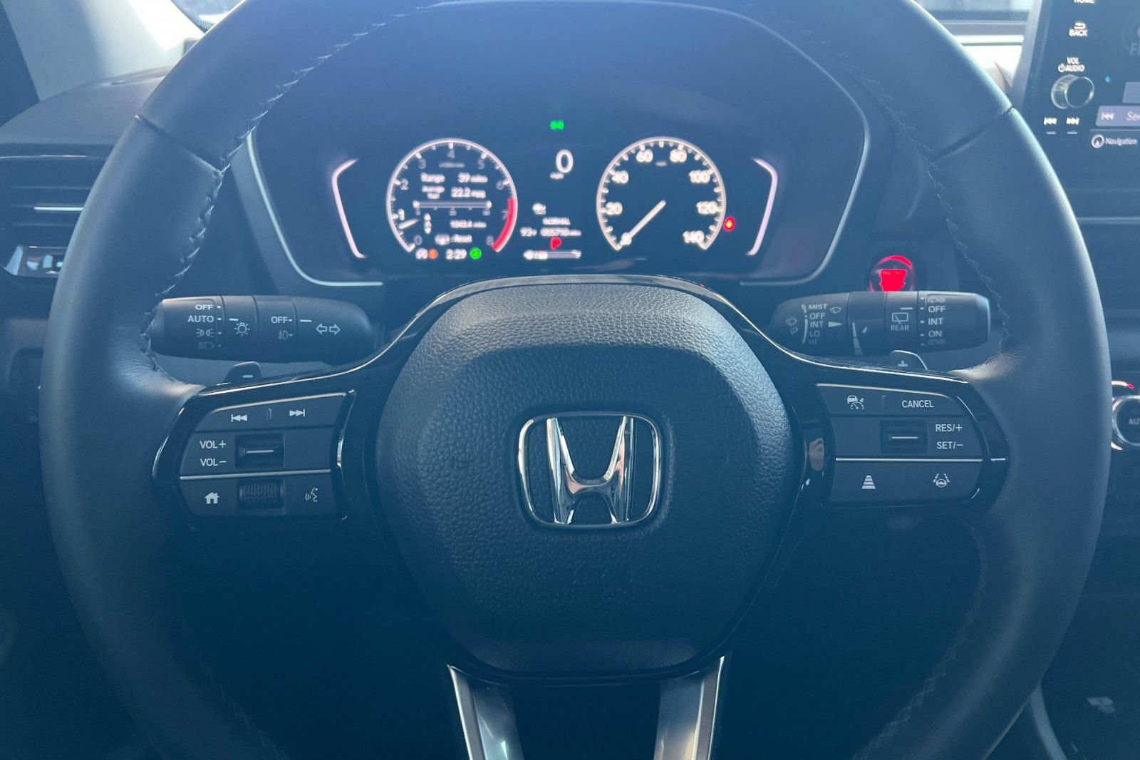 Used 2025 Honda Pilot Touring image 21
