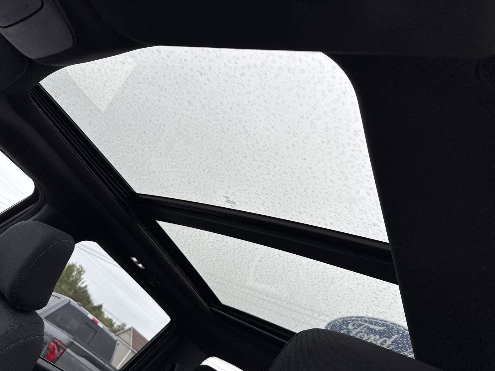 Used 2022 Ford F150 XLT w/ Equipment Group 302A High image 17