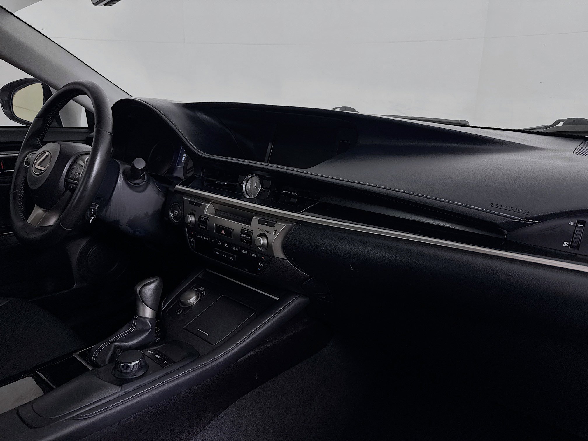 Used 2017 Lexus ES 350 FWD image 29