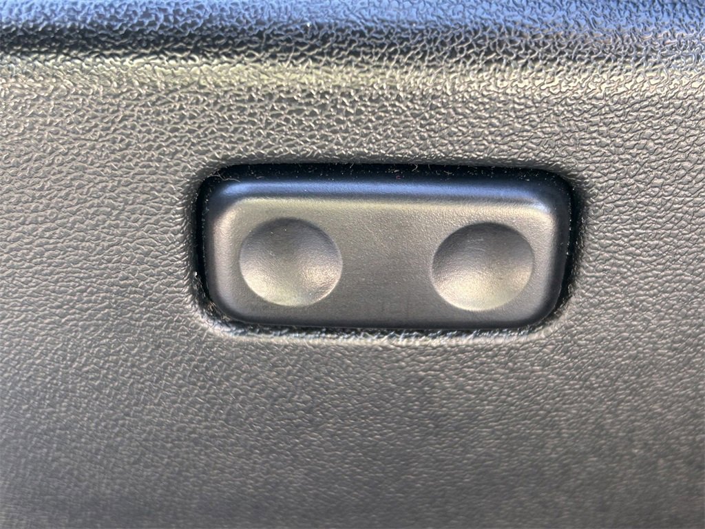 Used 2021 Toyota Tacoma TRD Off-Road image 24