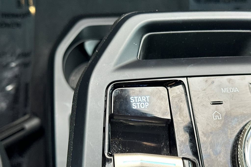 Used 2023 BMW iX xDrive50 w/ Convenience Package image 26