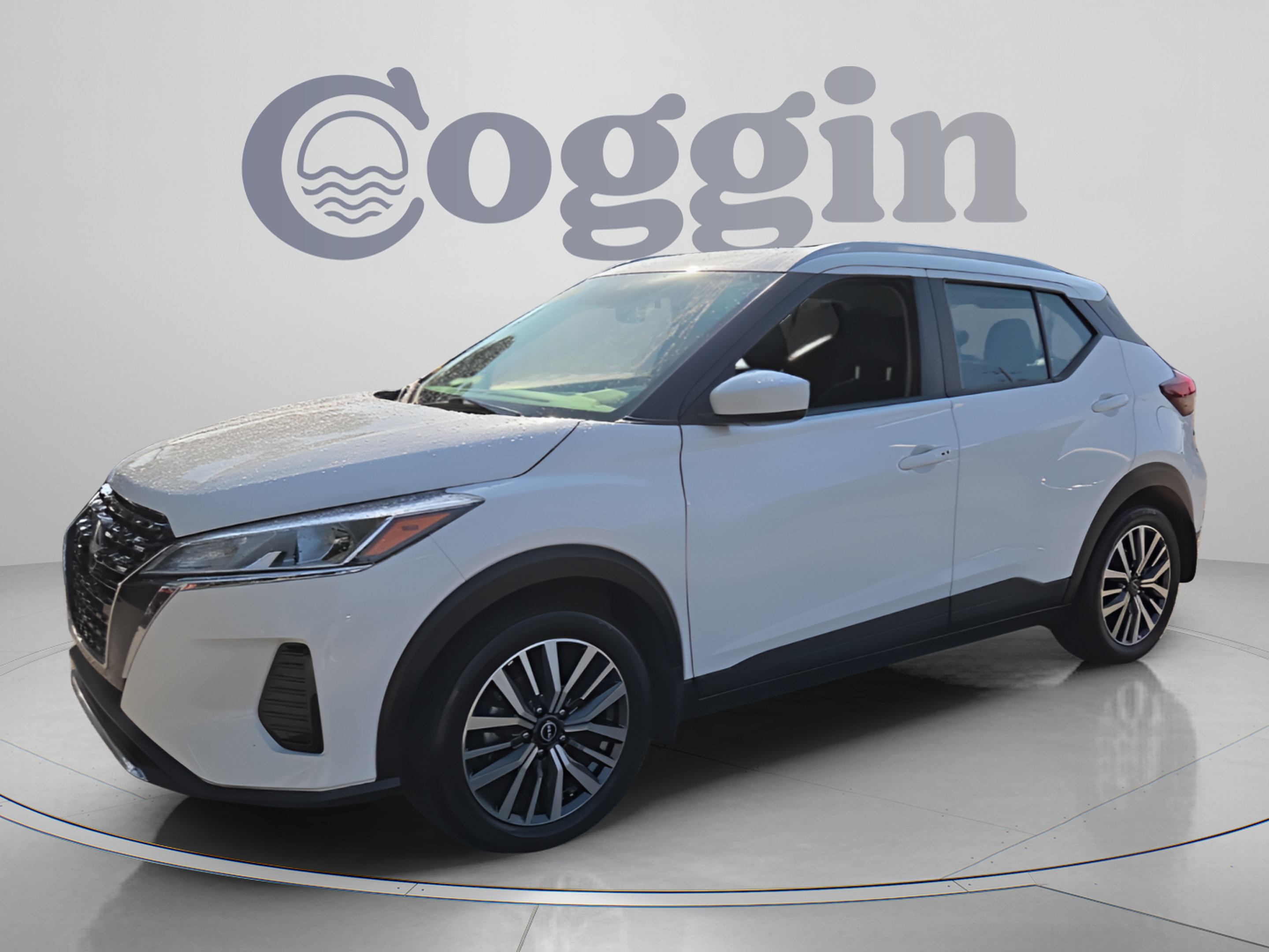 Used 2023 Nissan Kicks SV