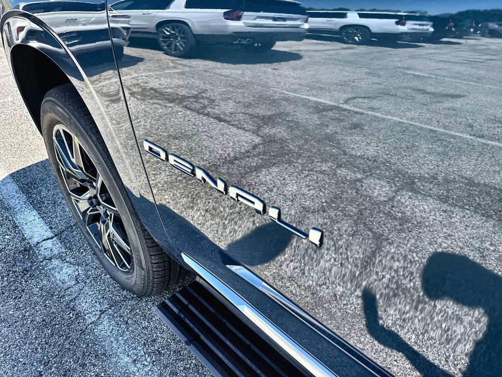 New 2026 GMC Yukon Denali image 14