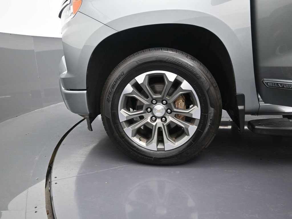 Used 2023 Chevrolet Silverado 1500 High Country image 11