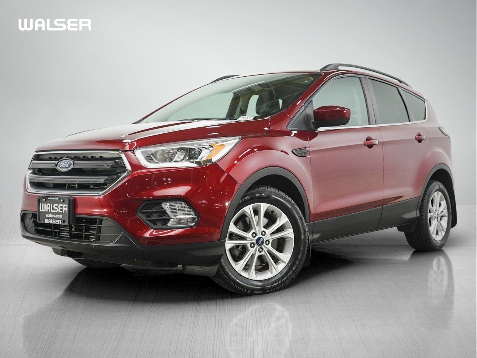 Used 2017 Ford Escape SE w/ SE Leather Comfort Package AWD/4WD image 1