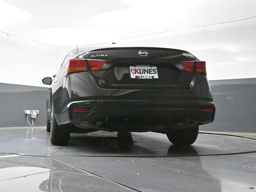 Used 2024 Nissan Altima 2.5 SV image 55