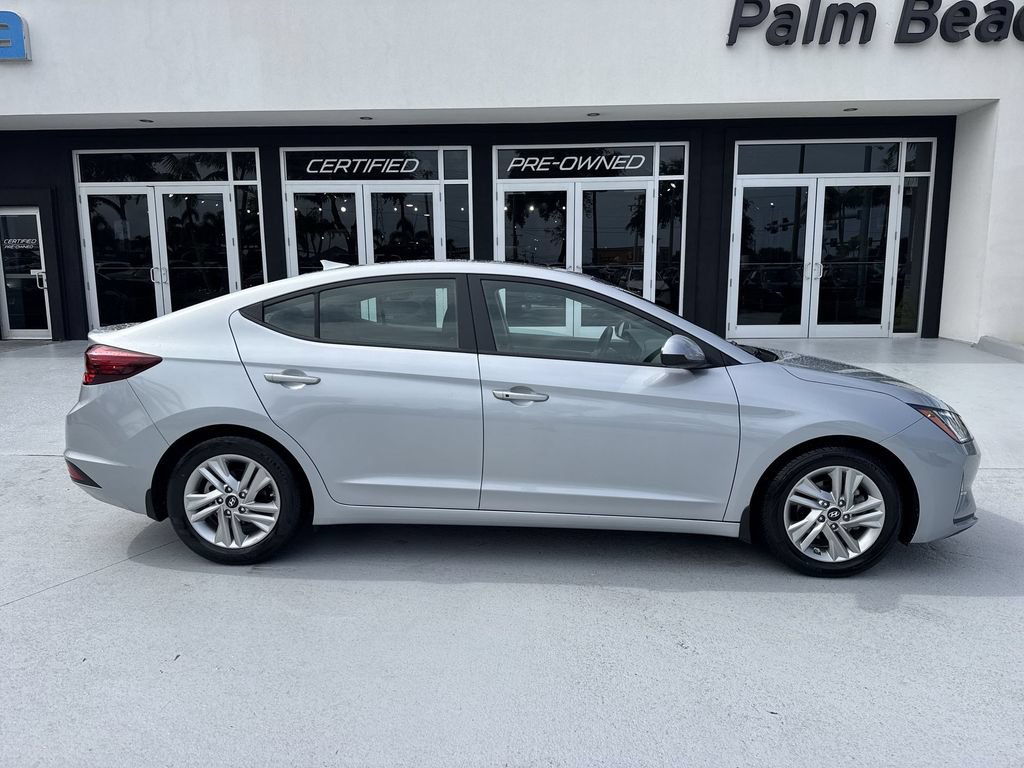 Used 2020 Hyundai Elantra Value Edition w/ Winter Weather Package FWD image 5