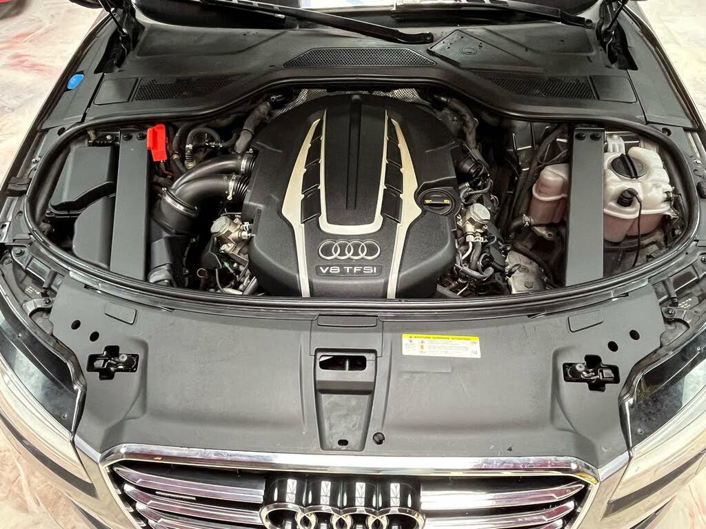 Used 2016 Audi A8 L 4.0T w/ Driver Assistance Package AWD/4WD image 39