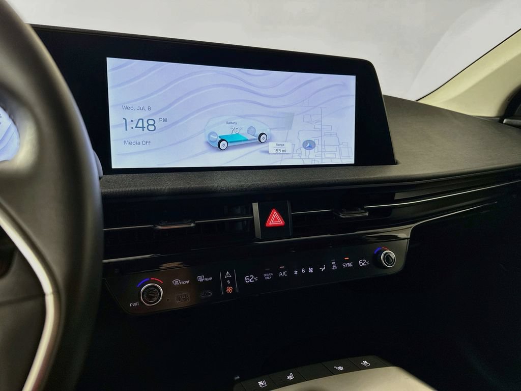 Used 2022 Kia EV6 Wind RWD image 17